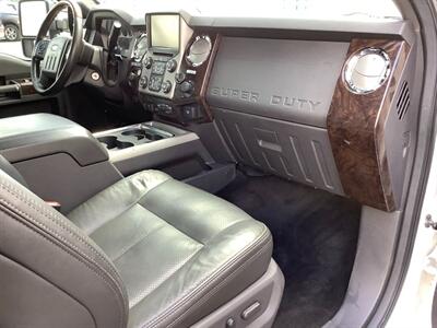 2013 Ford F-250 Super Duty Platinum   - Photo 7 - Crest Hill, IL 60403
