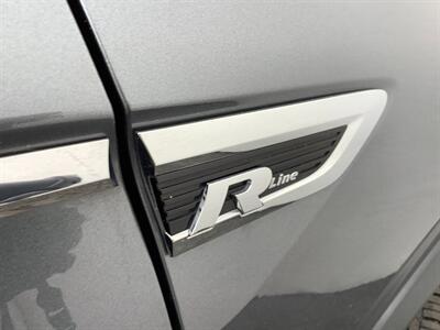 2019 Volkswagen Tiguan SE 4Motion - Photo 18 - Crest Hill, IL 60403