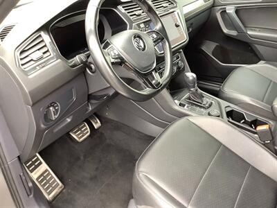 2019 Volkswagen Tiguan SE 4Motion - Photo 6 - Crest Hill, IL 60403