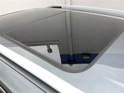 2019 Volkswagen Tiguan SE 4Motion - Photo 15 - Crest Hill, IL 60403