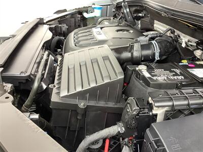 2019 Volkswagen Tiguan SE 4Motion - Photo 57 - Crest Hill, IL 60403