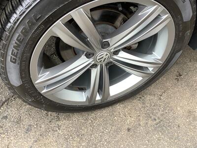 2019 Volkswagen Tiguan SE 4Motion - Photo 19 - Crest Hill, IL 60403