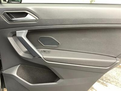 2019 Volkswagen Tiguan SE 4Motion - Photo 40 - Crest Hill, IL 60403