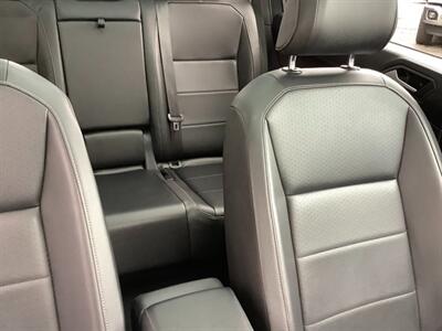 2019 Volkswagen Tiguan SE 4Motion - Photo 48 - Crest Hill, IL 60403