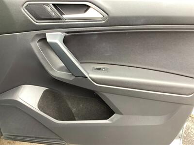 2019 Volkswagen Tiguan SE 4Motion - Photo 42 - Crest Hill, IL 60403