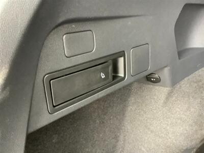 2019 Volkswagen Tiguan SE 4Motion - Photo 16 - Crest Hill, IL 60403