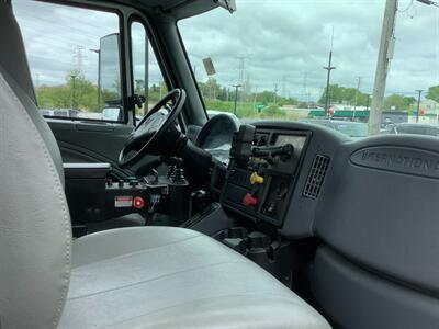 2003 International Workstar 7400   - Photo 23 - Crest Hill, IL 60403