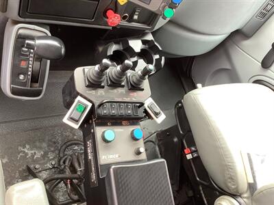 2003 International Workstar 7400   - Photo 38 - Crest Hill, IL 60403