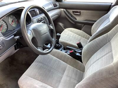 2002 Subaru Legacy L 5 Speed Manual - Photo 30 - Crest Hill, IL 60403