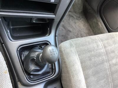 2002 Subaru Legacy L 5 Speed Manual - Photo 32 - Crest Hill, IL 60403