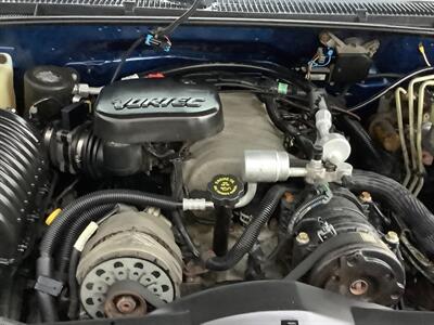 1999 Chevrolet Suburban K2500 LS - Photo 54 - Crest Hill, IL 60403