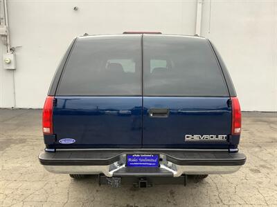1999 Chevrolet Suburban K2500 LS - Photo 6 - Crest Hill, IL 60403