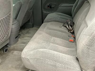 1999 Chevrolet Suburban K2500 LS - Photo 22 - Crest Hill, IL 60403