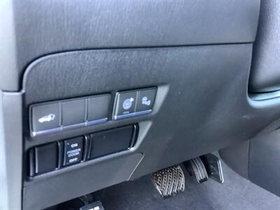 2017 INFINITI QX80 7-Passenger - Photo 16 - Crest Hill, IL 60403