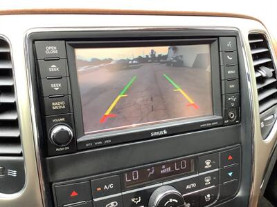 2012 Jeep Grand Cherokee Overland   - Photo 12 - Crest Hill, IL 60403