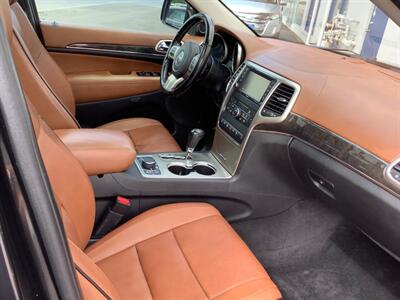 2012 Jeep Grand Cherokee Overland   - Photo 19 - Crest Hill, IL 60403