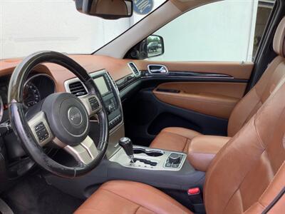 2012 Jeep Grand Cherokee Overland   - Photo 14 - Crest Hill, IL 60403