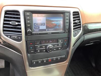 2012 Jeep Grand Cherokee Overland   - Photo 16 - Crest Hill, IL 60403