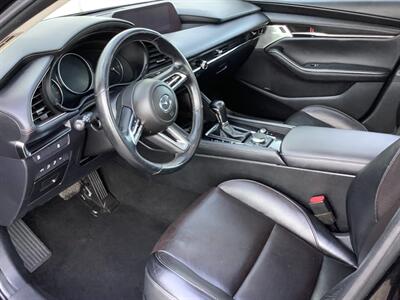 2022 Mazda Mazda3 Sedan Premium - Photo 18 - Crest Hill, IL 60403