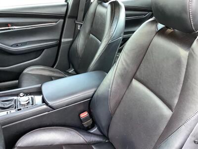 2022 Mazda Mazda3 Sedan Premium - Photo 29 - Crest Hill, IL 60403
