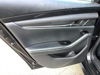 2022 Mazda Mazda3 Sedan Premium - Photo 30 - Crest Hill, IL 60403