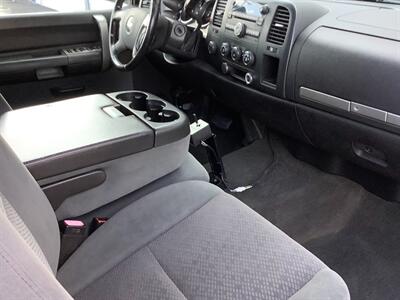 2008 Chevrolet Silverado 2500 LT1   - Photo 40 - Crest Hill, IL 60403