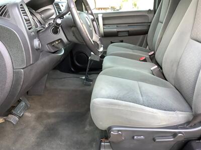 2008 Chevrolet Silverado 2500 LT1   - Photo 10 - Crest Hill, IL 60403