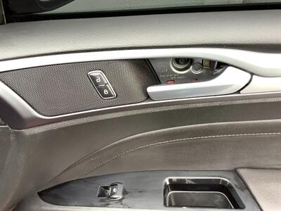 2013 Ford Fusion Titanium   - Photo 26 - Crest Hill, IL 60403