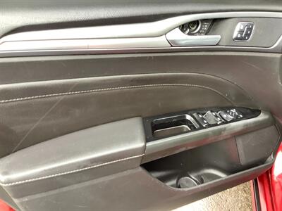 2013 Ford Fusion Titanium   - Photo 10 - Crest Hill, IL 60403