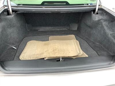 1998 Cadillac DeVille   - Photo 32 - Crest Hill, IL 60403