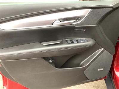 2017 Cadillac XT5 Luxury   - Photo 12 - Crest Hill, IL 60403