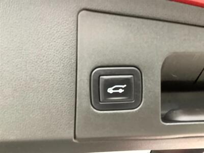 2017 Cadillac XT5 Luxury   - Photo 53 - Crest Hill, IL 60403
