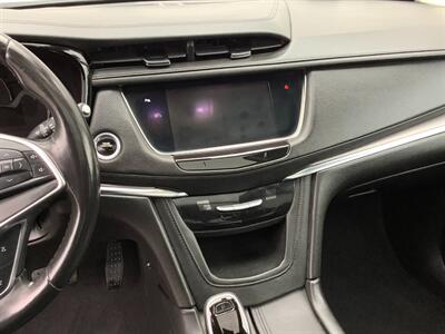 2017 Cadillac XT5 Luxury   - Photo 18 - Crest Hill, IL 60403