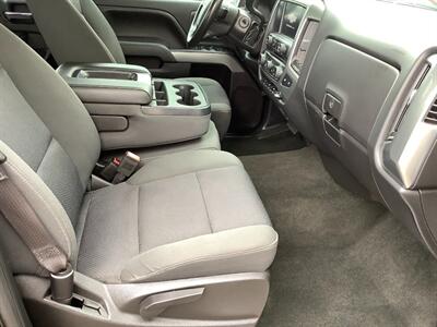 2017 Chevrolet Silverado 1500 LT Z71   - Photo 32 - Crest Hill, IL 60403