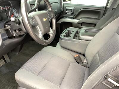 2017 Chevrolet Silverado 1500 LT Z71   - Photo 16 - Crest Hill, IL 60403
