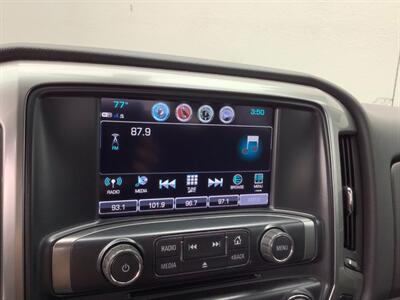 2017 Chevrolet Silverado 1500 LT Z71   - Photo 19 - Crest Hill, IL 60403
