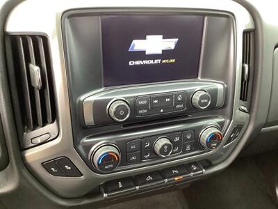 2017 Chevrolet Silverado 1500 LT Z71   - Photo 17 - Crest Hill, IL 60403