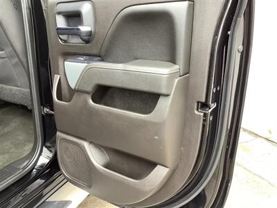 2017 Chevrolet Silverado 1500 LT Z71   - Photo 27 - Crest Hill, IL 60403