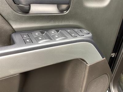 2017 Chevrolet Silverado 1500 LT Z71   - Photo 14 - Crest Hill, IL 60403