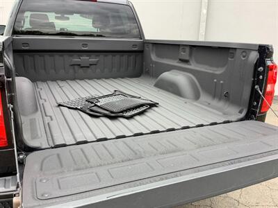 2017 Chevrolet Silverado 1500 LT Z71   - Photo 34 - Crest Hill, IL 60403
