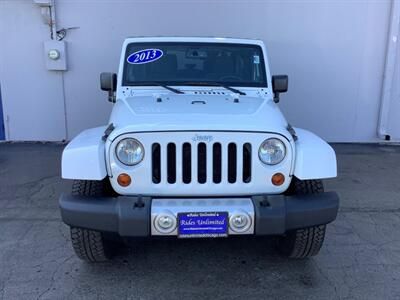 2013 Jeep Wrangler Sahara   - Photo 11 - Crest Hill, IL 60403