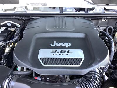 2013 Jeep Wrangler Sahara   - Photo 44 - Crest Hill, IL 60403