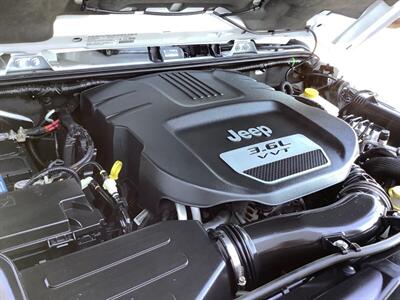 2013 Jeep Wrangler Sahara - Photo 43 - Crest Hill, IL 60403