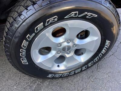 2013 Jeep Wrangler Sahara   - Photo 22 - Crest Hill, IL 60403