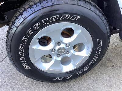 2013 Jeep Wrangler Sahara   - Photo 21 - Crest Hill, IL 60403