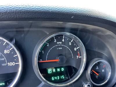 2013 Jeep Wrangler Sahara - Photo 29 - Crest Hill, IL 60403