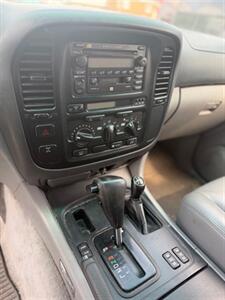 2001 Toyota Land Cruiser   - Photo 7 - Crest Hill, IL 60403