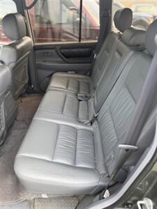 2001 Toyota Land Cruiser   - Photo 6 - Crest Hill, IL 60403