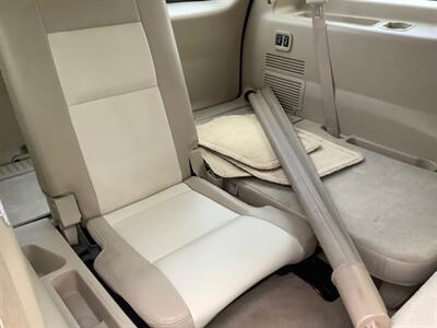 2006 Mercury Mountaineer Luxury   - Photo 24 - Crest Hill, IL 60403