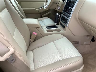 2006 Mercury Mountaineer Luxury   - Photo 26 - Crest Hill, IL 60403